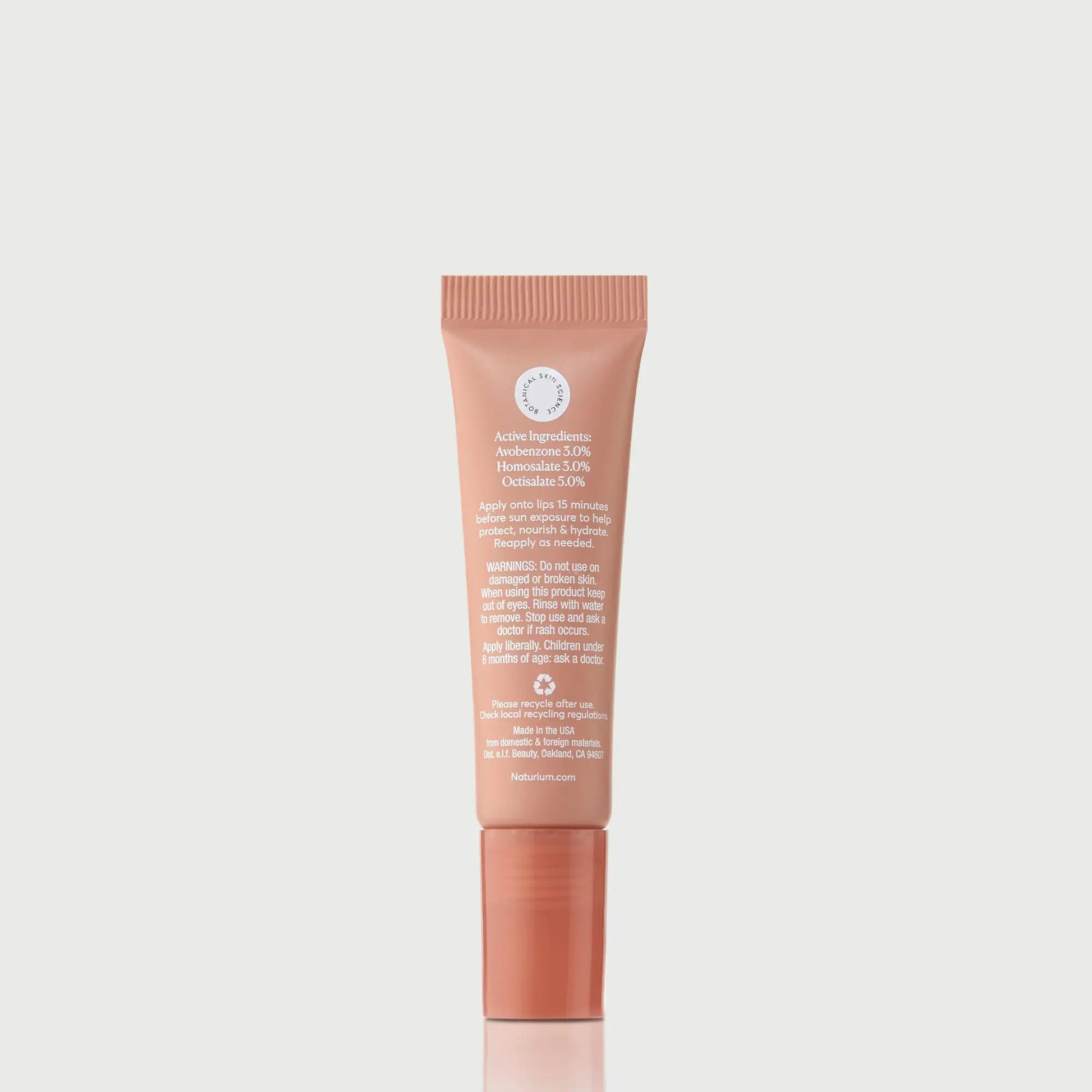 phyto-glow-lip-balm-spf-45-getaway-o7 NATR-10126_PhytoGlow_SPF_Getaway_primary_capon_back_bonebkgd_1.webp